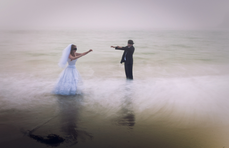 IMAGE: http://www.craiglcolvin.com/photos/potn/LoveIsBlind.jpg