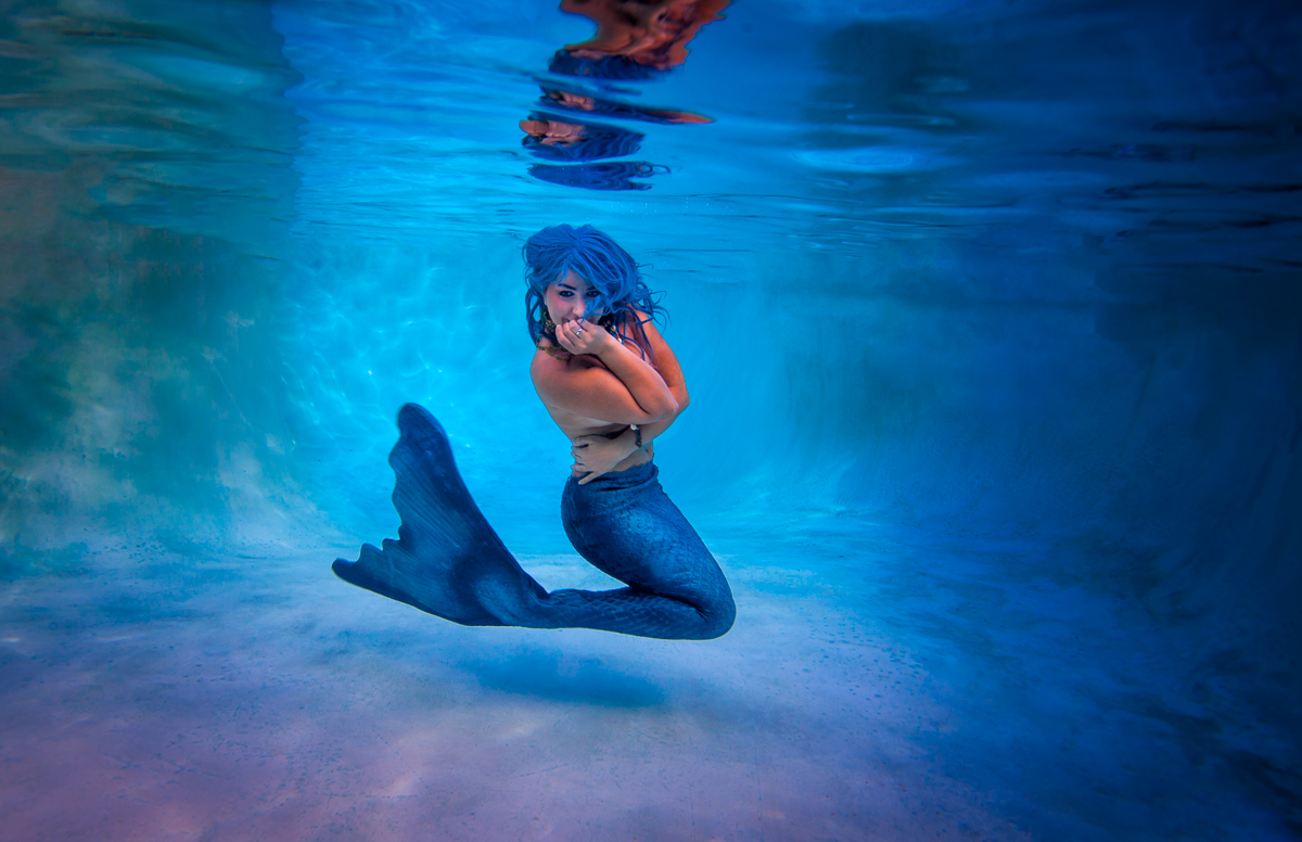 IMAGE: http://www.craiglcolvin.com/photos/potn/mermaids-1.jpg