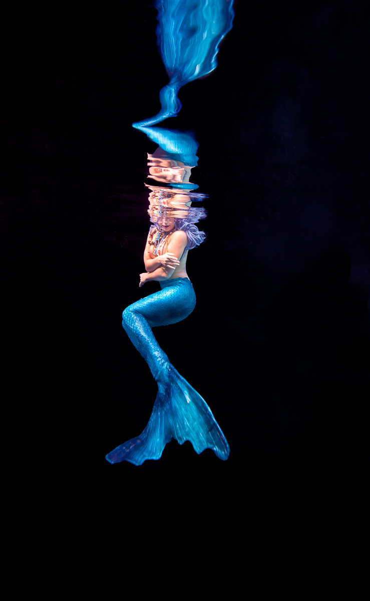 IMAGE: http://www.craiglcolvin.com/photos/potn/mermaids-3.jpg