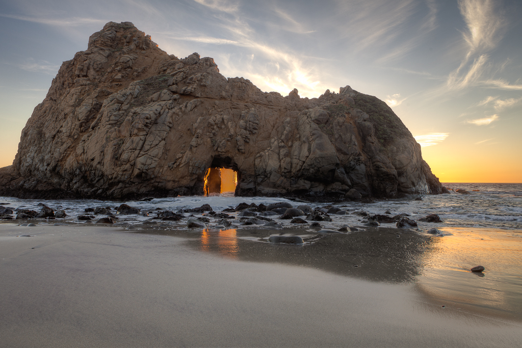 IMAGE: http://www.craiglcolvin.com/photos/potn/pfeiffer3.jpg